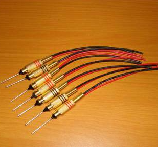 导爆管击发针：非电起爆系统的安全之匙与效率之源